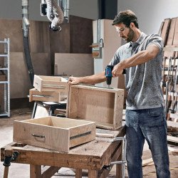 Bosch Бормашина винтоверт акумулаторна ударна с батерия и зарядно, 12 V, 2 Ah, 30 Nm, 1-10 мм, GSB 12V-30