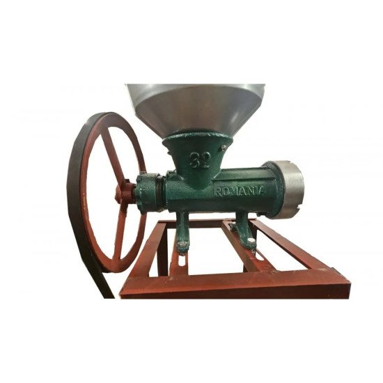 Чугунена електрическа месомелачка 1,5 kW