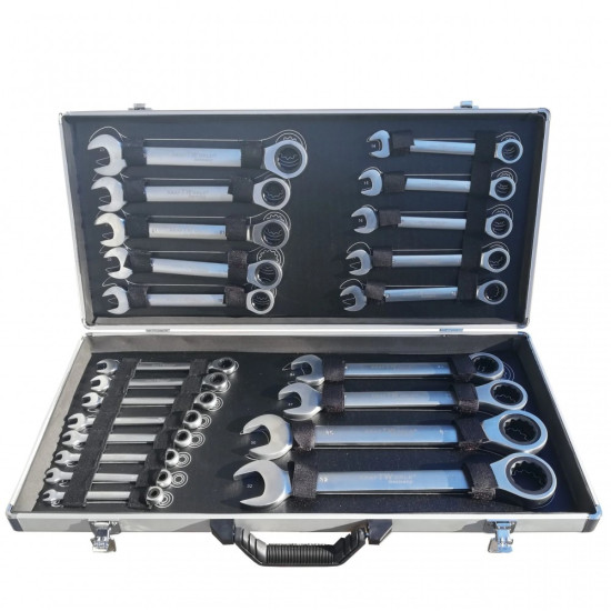 Комплект звездогаечни прави тресчотни ключове от 6мм до 32мм , 22 части в метален куфар KraftWorld